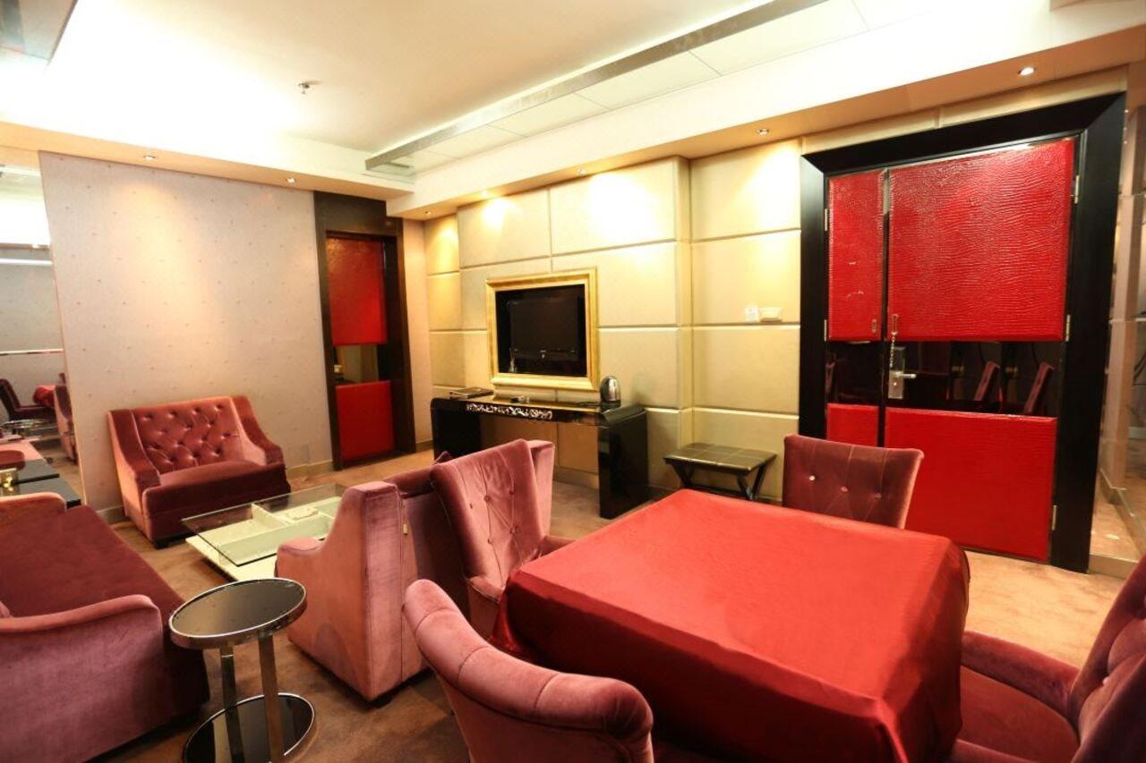 Harbin Yakelai Holiday Hotel מראה חיצוני תמונה