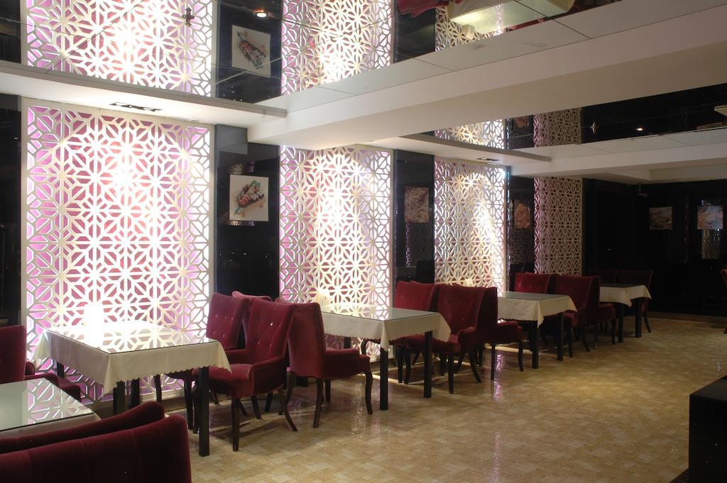 Harbin Yakelai Holiday Hotel מראה חיצוני תמונה