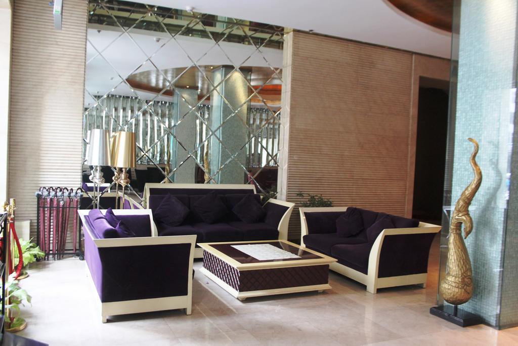 Harbin Yakelai Holiday Hotel מראה חיצוני תמונה