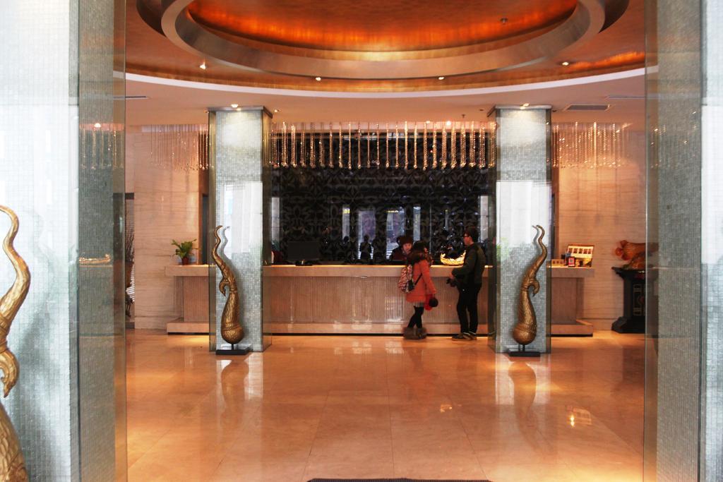 Harbin Yakelai Holiday Hotel מראה חיצוני תמונה